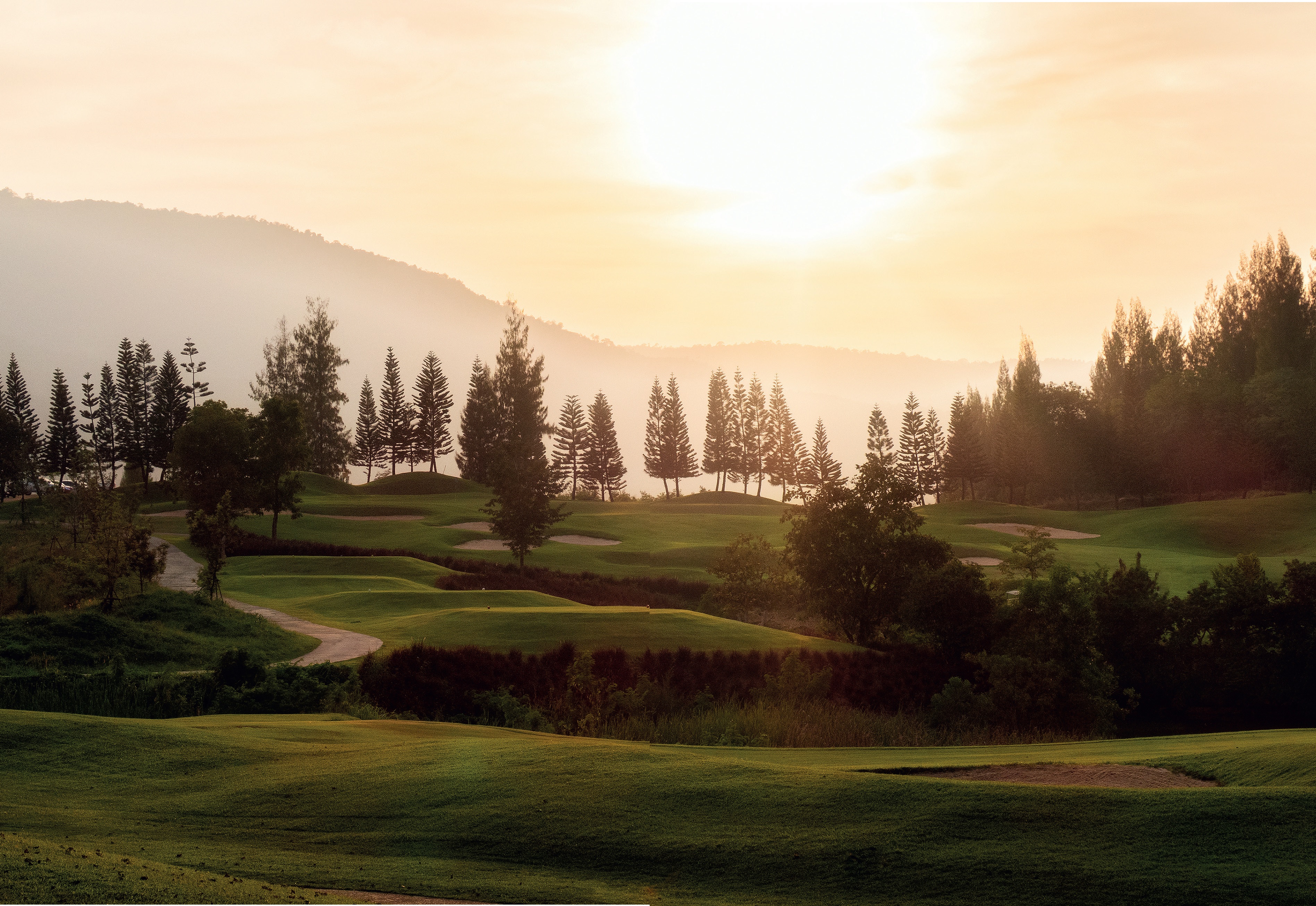 China's First By-Invitation-Only Golf Club - Detail