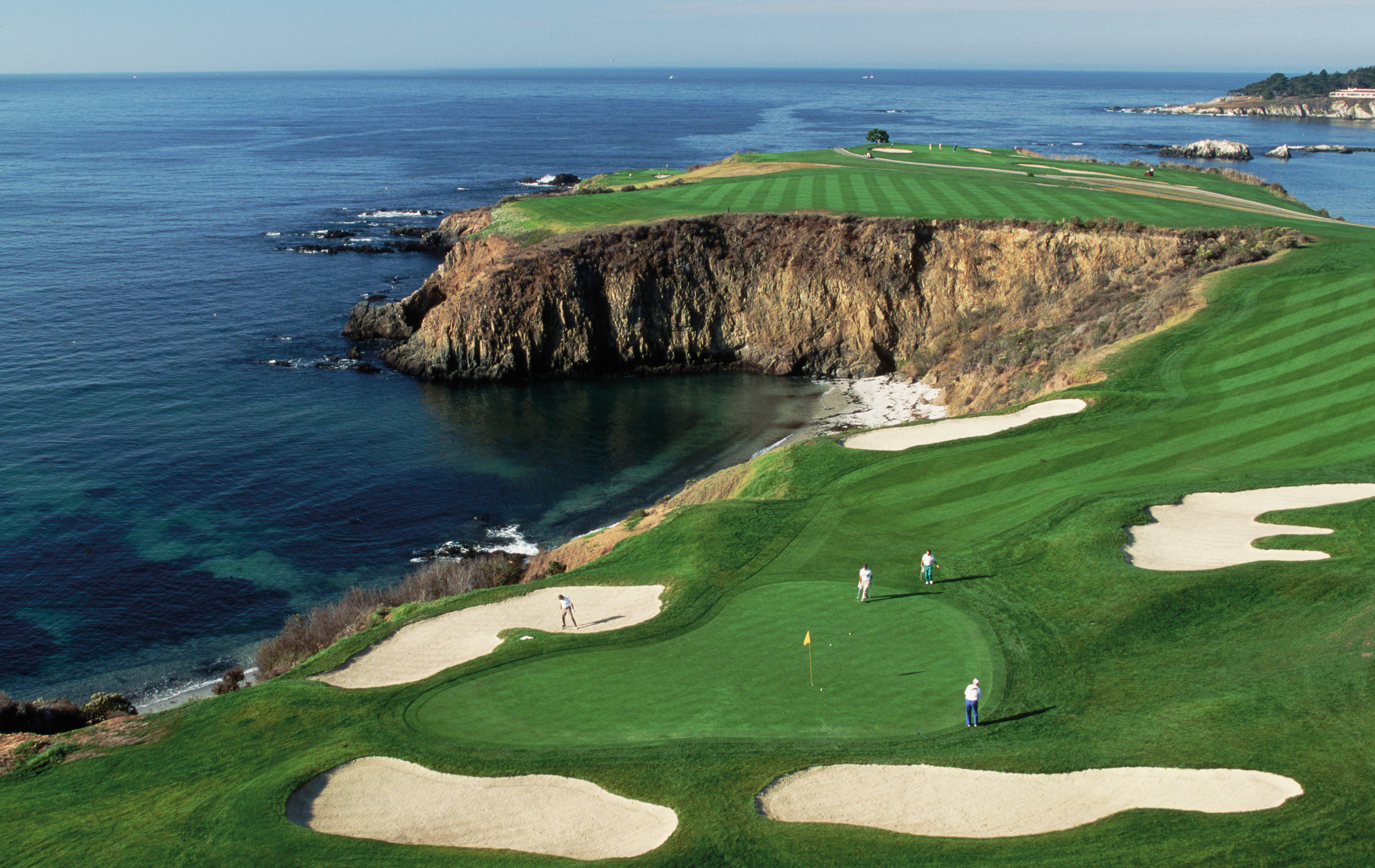 Golf Memberships With Hefty Price Tags - Detail