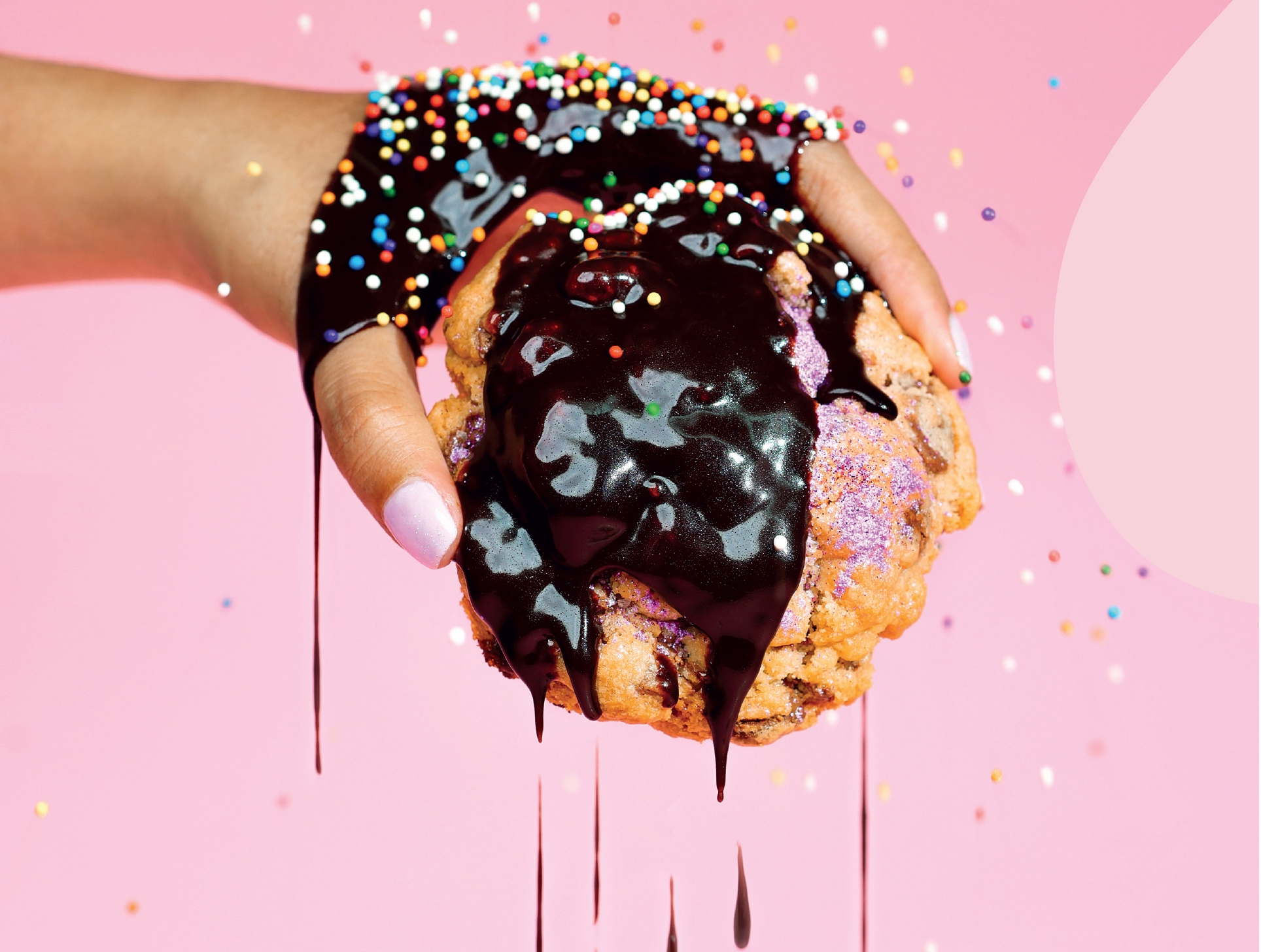 Baking Her Dreams Come True - Detail