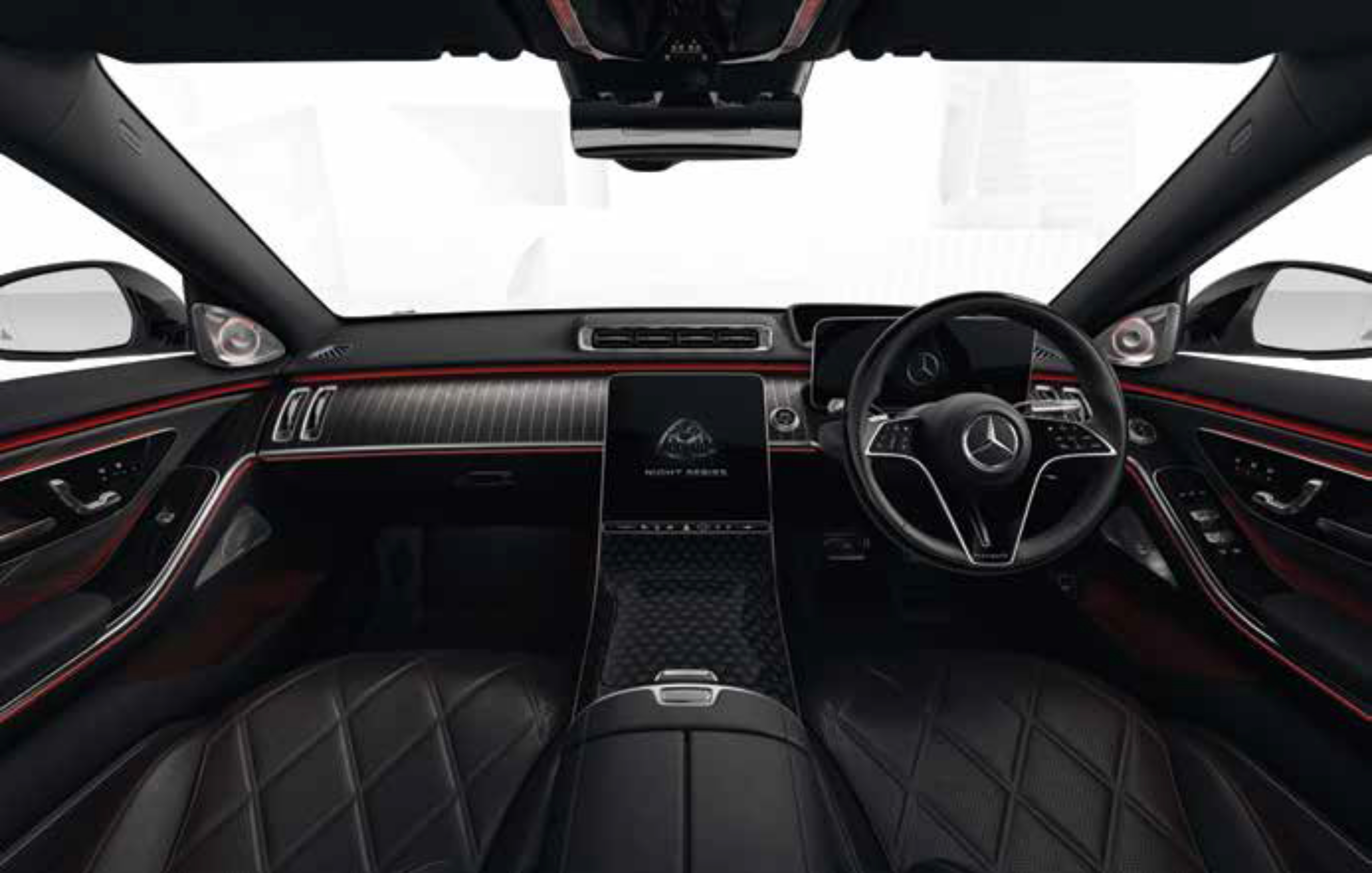 Midnight. Majesty. Maybach