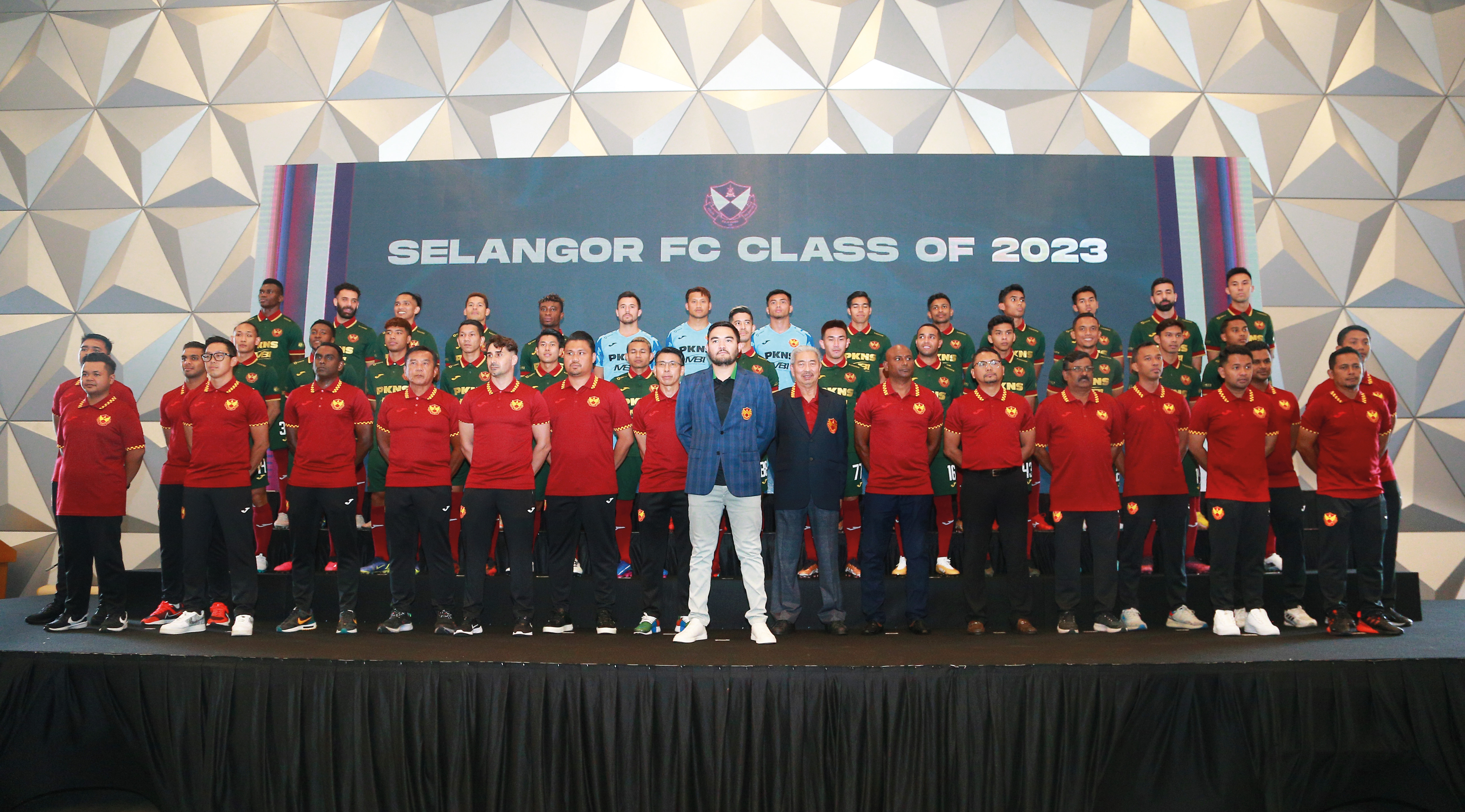 Tropicana Gardens Mall Plays Host To Selangor FC's 2023 Away Jersey Launch - Detail